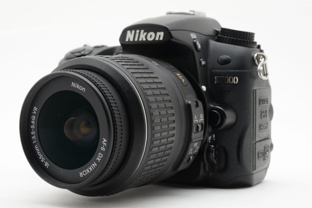 【大人気】 Nikon ニコン D7000 レンズキット デジタル一眼カメラ