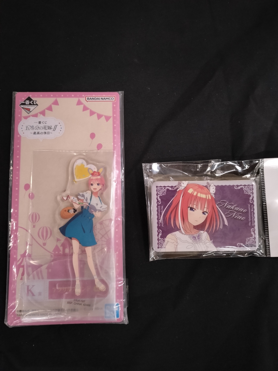 五等分の花嫁 中野一花 アクリルスタンド&中野二乃 缶バッジ