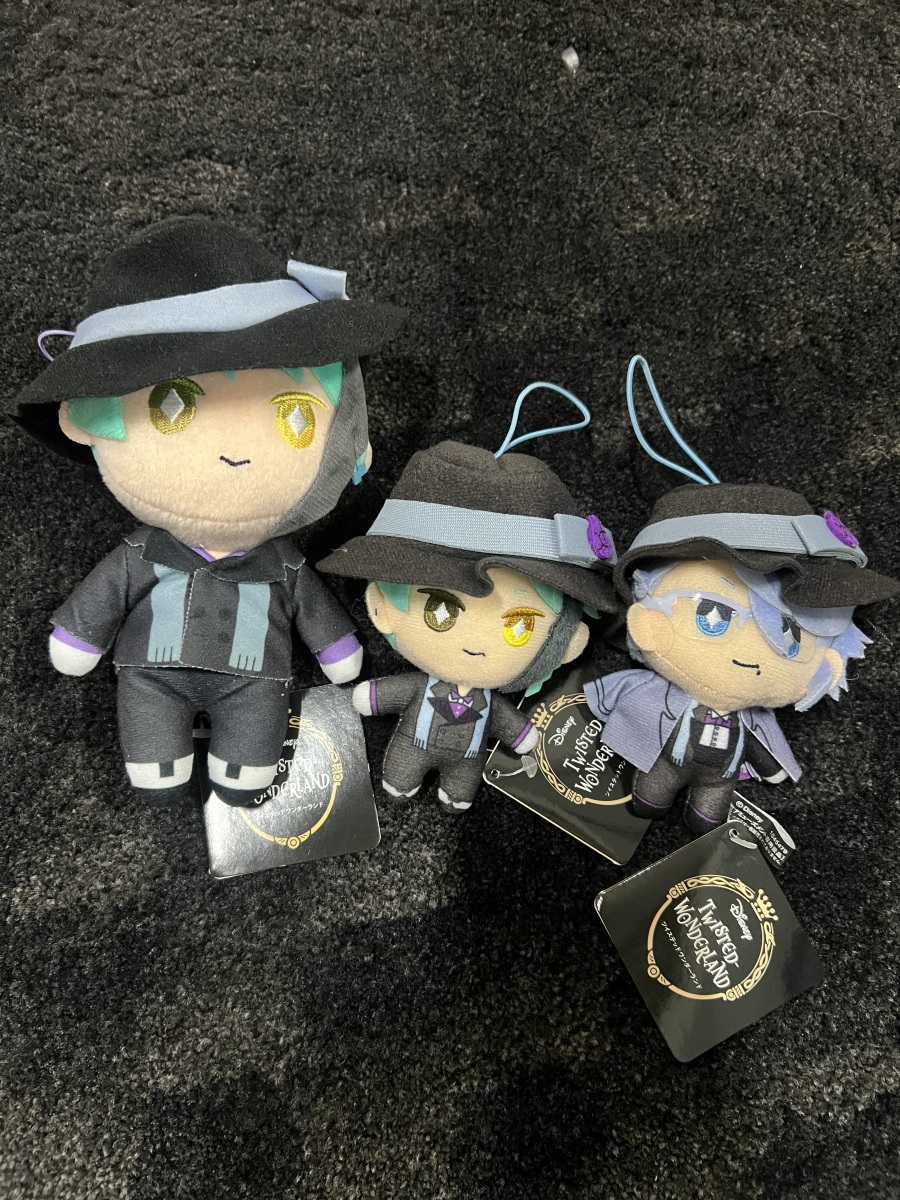 ツイステ エクストラ オクタヴィネル ぬいぐるみ