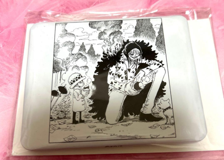 ONEPIECE 缶バッジ 回想録の一片 望 メモリーピース　コラソン＆ロー